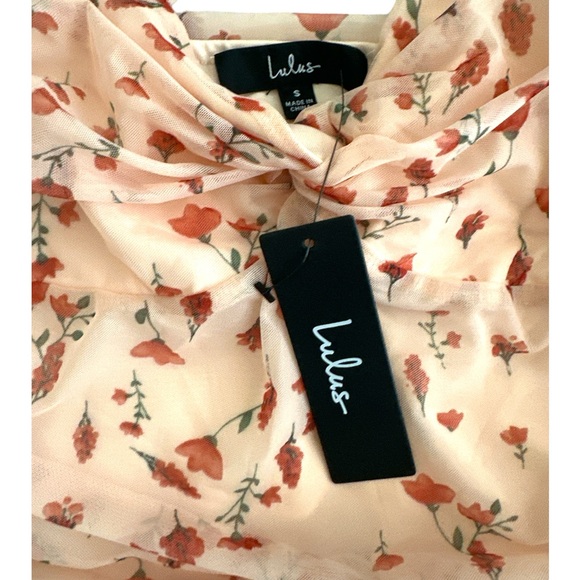 NWT Lulus Halter tie bodysuit - Picture 3 of 7